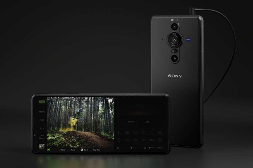Generasi terbaru Sony Xperia Pro dilaporkan akan mengusung kamera dengan sensor lebih baik.