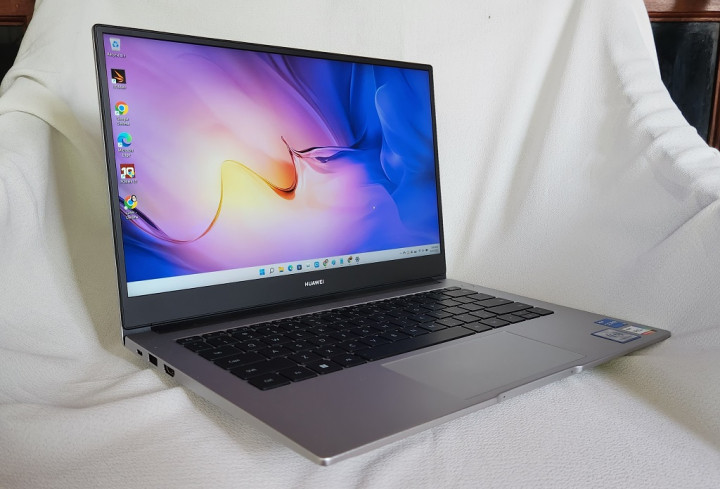 Huawei MateBook D14, Desain Ramping Baterai Tahan Lama