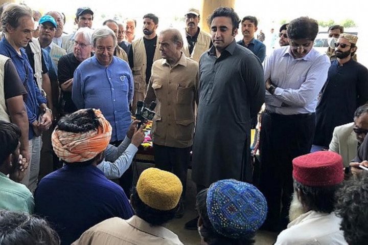 Banjir Pakistan: Sekjen PBB Antonio Guterres Kecam 'Pembantaian Iklim'