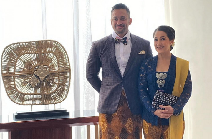 Berhasil Nikahi Mieke Amalia, Tora Sudiro Menyesal Tak Pasang Foto Sophia Latjuba