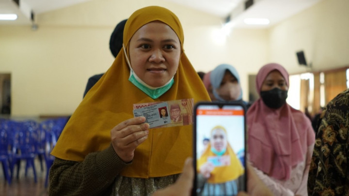 Dipakai Kampanye, Penyaluran BLT BBM Harus Diawasi