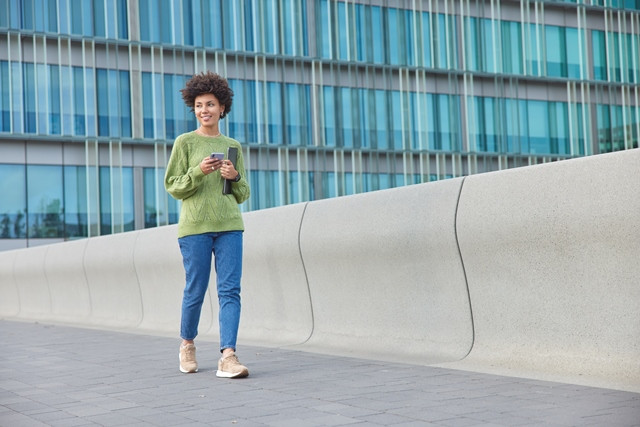 Ayo Terus Bergerak: 10.000 Langkah Sehari Kurangi Setengah Risiko Demensia