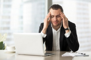 Kenali 3 Jenis Sakit Kepala yang Paling Sering Terjadi