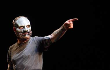 Corey Taylor Bikin Proyek Musik Bareng Jim Root di Luar Slipknot