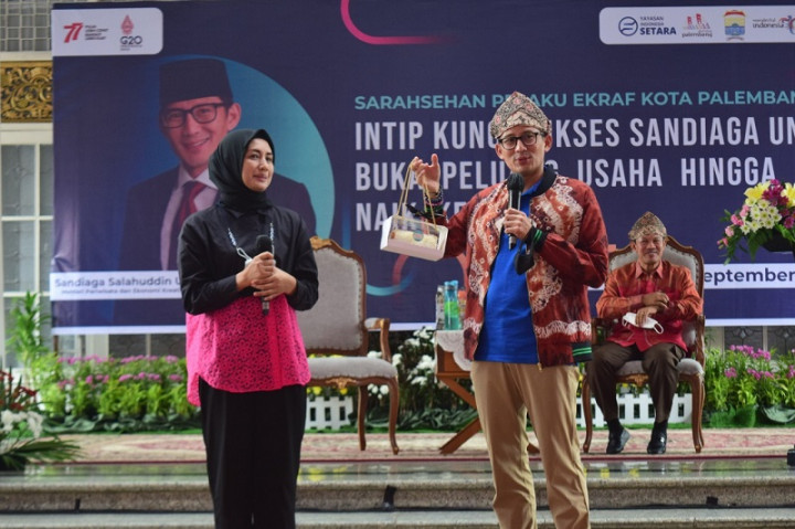Sandiaga Bagikan Kiat Sukses ke Pelaku Ekraf di Palembang