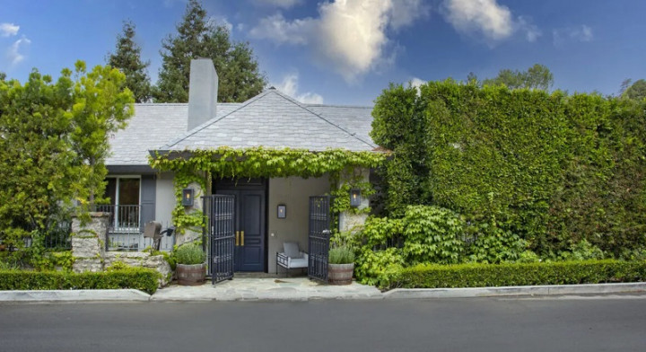 Pindah ke Rumah Mewah, Adele Jual Properti Sederhananya Rp179 Miliar