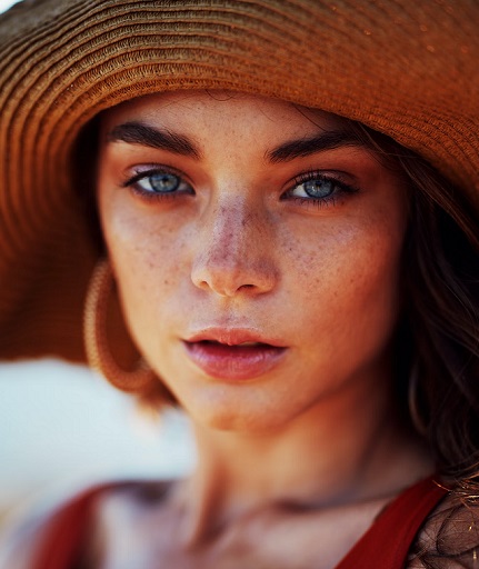 Ladies, Begini Caranya Mengatasi Bibir Kering saat Cuaca Panas