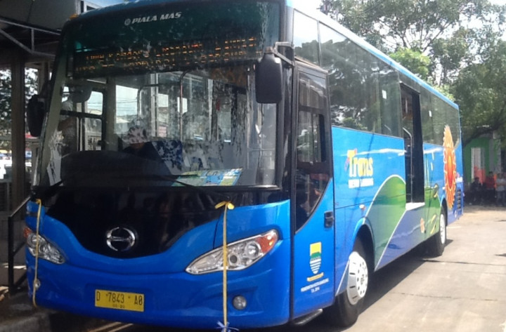 Dishub Kota Bandung Subsidi Rp2 Miliar Tarif Angkutan Trans Metro dan Bus Sekolah