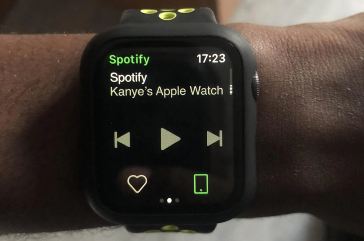 Update watchOS 9 Timbulkan Masalah pada Streaming Spotify