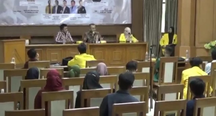 Mahasiswa Minta Pemerintah Segera Atur BBM Bersubsidi agar Tepat Sasaran Mahasiswa Minta Pemerintah Segera Atur BBM Bersubsidi agar Tepat Sasaran
