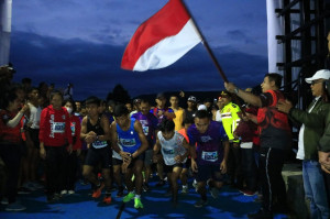 Ratusan Pelari Ramaikan Samosir Lake Toba Ultra 2022