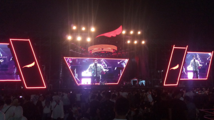 Kemeriahan Konser Satu Dekade NOAH, Suara Ariel Sampai Serak