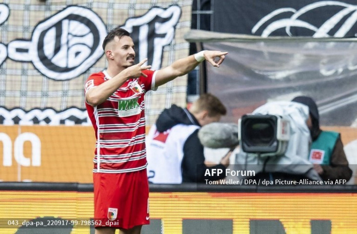 Augsburg Bungkam Bayern Muenchen