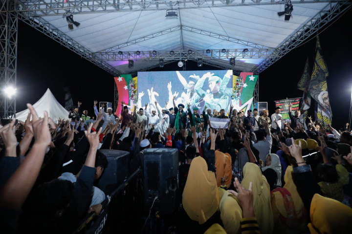 Perhatian Ganjar Terhadap Pesantren di Pasuruan Disebut Nyata Perhatian Ganjar Terhadap Pesantren di Pasuruan Disebut Nyata