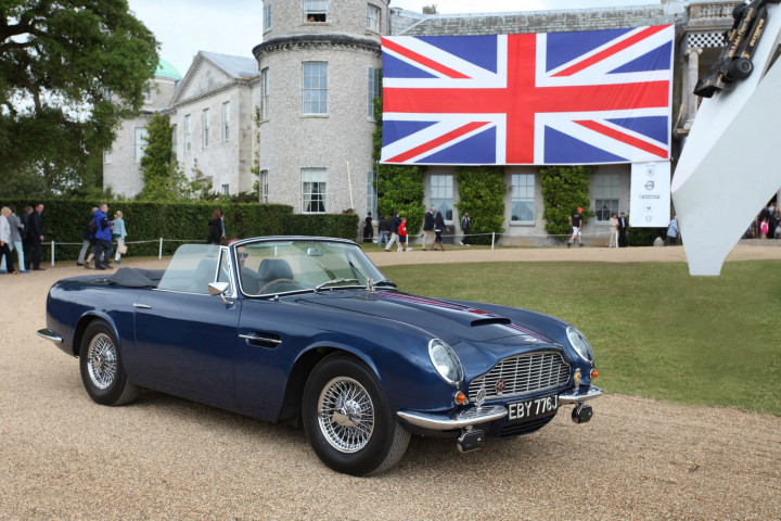 Sultan Asli, Cuma Raja Charles III Punya Mobil 