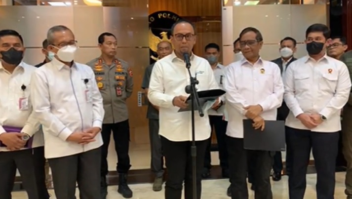 PPATK Bekukan Transaksi Lukas Enembe Senilai Rp71 Miliar di 11 Bank