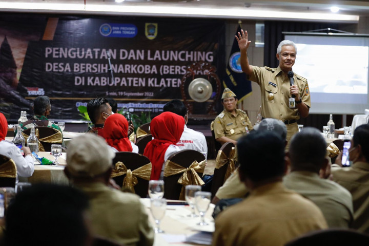 Resmikan Desa Bersih Narkoba, Ganjar Instruksikan Kades Kontrol Pengawasan hingga Rumah