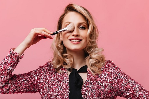 Beauty Hacks: 5 Cara Mudah Menutupi Bekas Jerawat