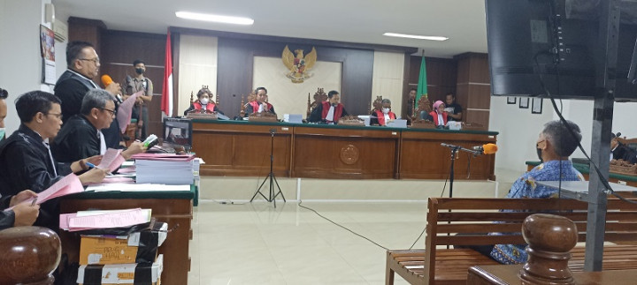 Kasus Paniai, Mayor Isak Sattu Didakwa Pelanggaran HAM Berat