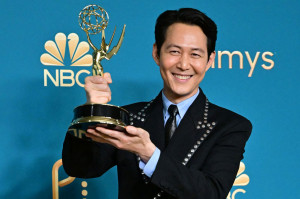 Lee Jung Jae Positif Covid-19 Usai Hadiri Emmy Awards