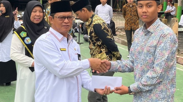 Keren! Enam Siswa MAN 1 Pekanbaru Dapat Beasiswa Kuliah di Timur Tengah