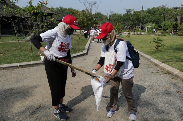 Miris, Ratusan Kilogram Sampah Cemari Taman Mangrove