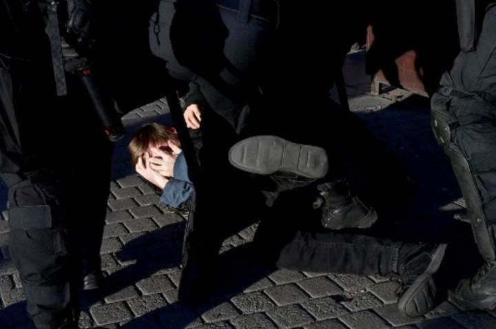 Tak Pandang Bulu! Rusia Tangkap Ratusan Penentang Mobilisasi, Termasuk Anak-Anak