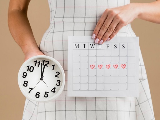 Perubahan dalam rutinitas normal dapat menyebabkan menstruasi datang lebih awal atau lebih lambat. (Foto: Ilustrasi. Dok. Freepik.com)