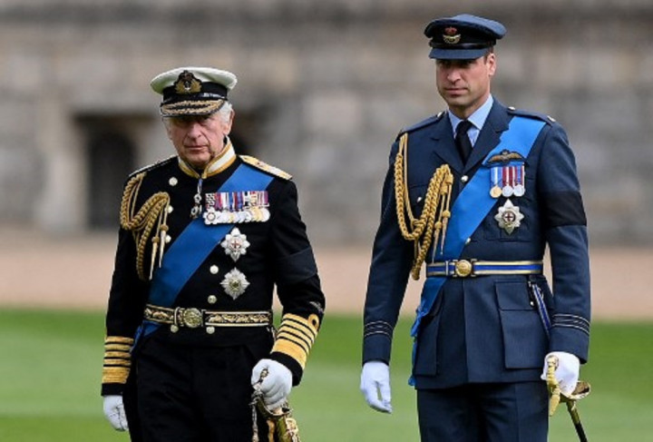 Ini yang Terjadi Bila Raja Charles III Berikan Takhta ke Pangeran William