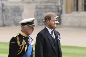 Raja Charles III Melihat Secercah Harapan dalam Hubungannya dengan Pangeran Harry