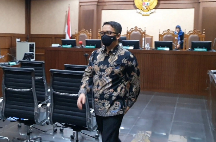 Hal Meringankan Hukuman Eks Dirjen Kemendagri, Dianggap Sopan dan Telah Lama Mengabdi