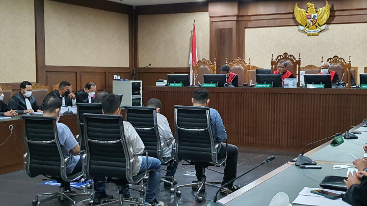 Tuntutan Tambahan, Hak Politik Terbit Perangin Angin Dicabut 5 Tahun