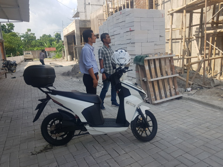 Langkah Nyata BRI Gunakan Kendaraan Listrik dalam Mengurangi Emisi Karbon