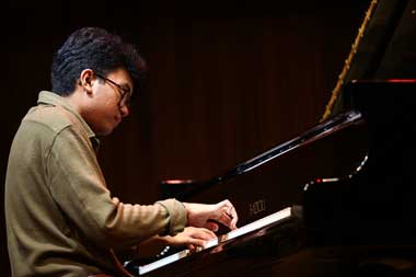 Joey Alexander Trio Pukau Publik Jakarta, Hadirkan Pengalaman Jazz Maksimal