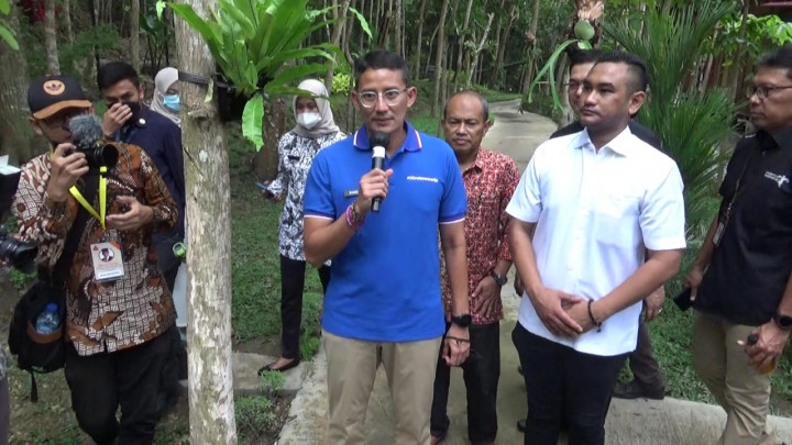 Jokowi Sindir Pejabat Wisata ke Luar Negeri, Menparekraf: Harusnya Dukung Pariwisata Indonesia