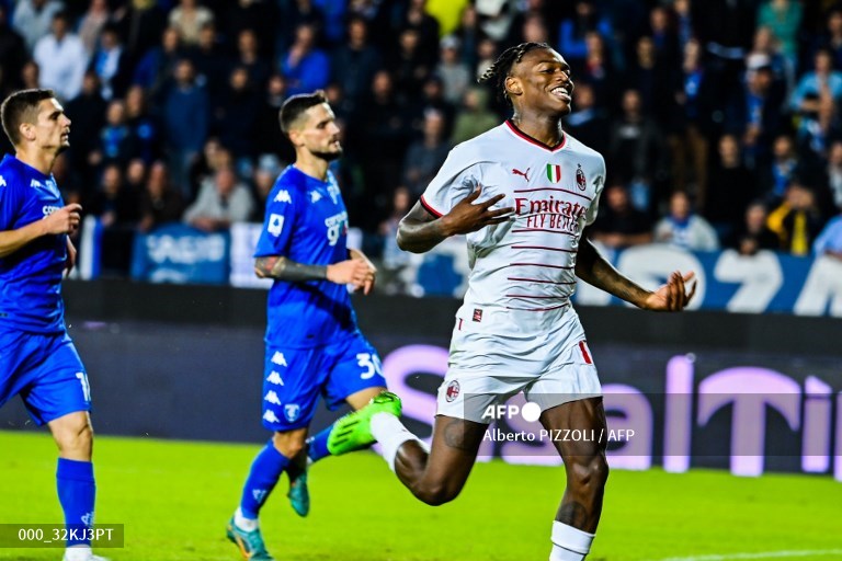 Dua Gol di Masa Injury Time Bawa Milan Bekuk Empoli