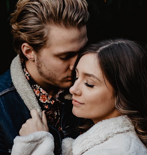 5 Cara Membumbui Kehidupan Seks dengan Foreplay