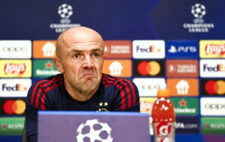 Hadapi Napoli, Hal Ini yang Diwanti-wanti Schreuder Kepada Pemain Ajax