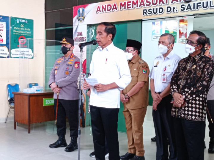 Presiden Jenguk Korban Tragedi Kanjuruhan di RSSA Kota Malang
