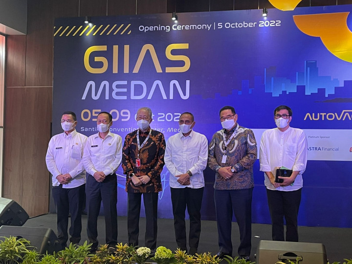 Gubsu Curhat Di GIIAS Medan 2022, Mana Mobil Saya?