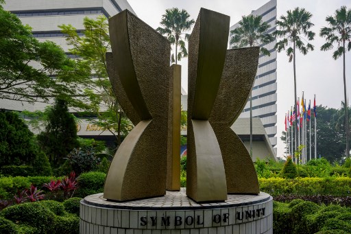 AMRO Revisi Proyeksi Pertumbuhan Ekonomi ASEAN+3 Capai 3,7% AMRO Revisi Proyeksi Pertumbuhan Ekonomi ASEAN+3 Capai 3,7%