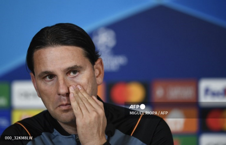 Ditekuk Porto, Leverkusen Ganti Pelatih