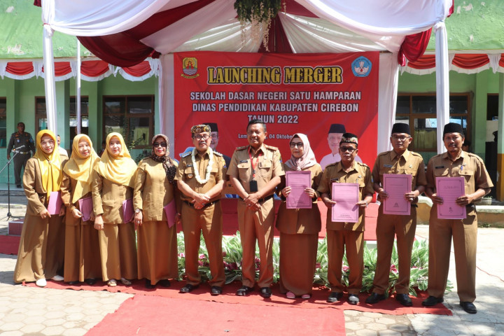 228 Sekolah di Kabupaten Cirebon Bakal Dimerger