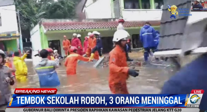Tembok MTs Negeri 19 Jakarta Roboh Diterjang Banjir, 3 Siswa Tewas Tertimbun Runtuhan