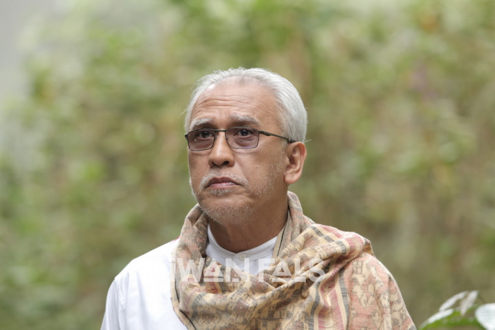 Iwan Fals Gandeng Tujuh Penyanyi Muda di Lagu 'Kabar Aroma Tanah'