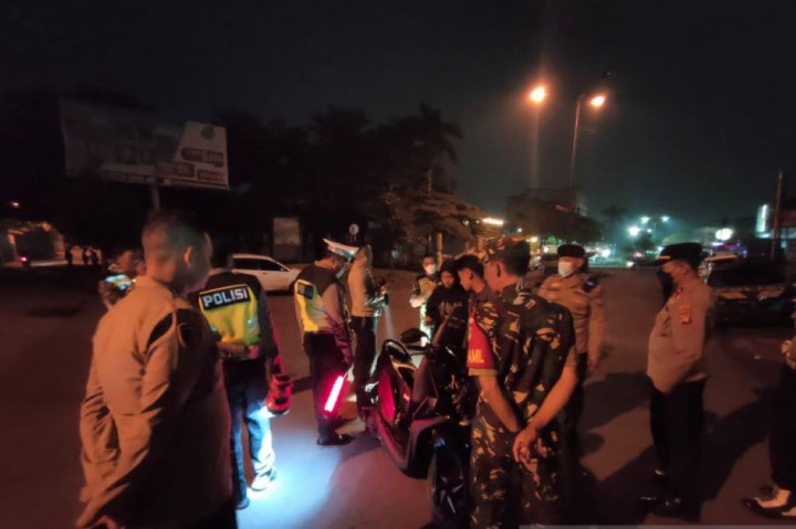 Polda Metro Amankan 8 Pelaku dalam Operasi Kejahatan Jalanan