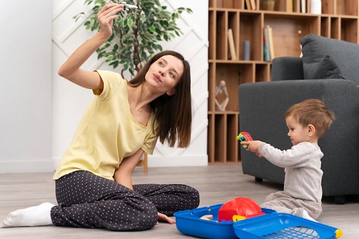 Orang Tua, Yuk Optimalkan Kecerdasan Akademis dan Emosional si Kecil