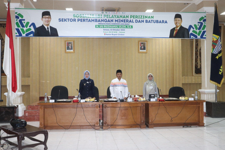 Jabar Evaluasi Izin 46 Tambang di Cirebon