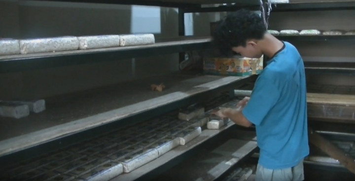 Perajin Tahu dan Tempe Pusing Harga Kedelai Naik Lagi