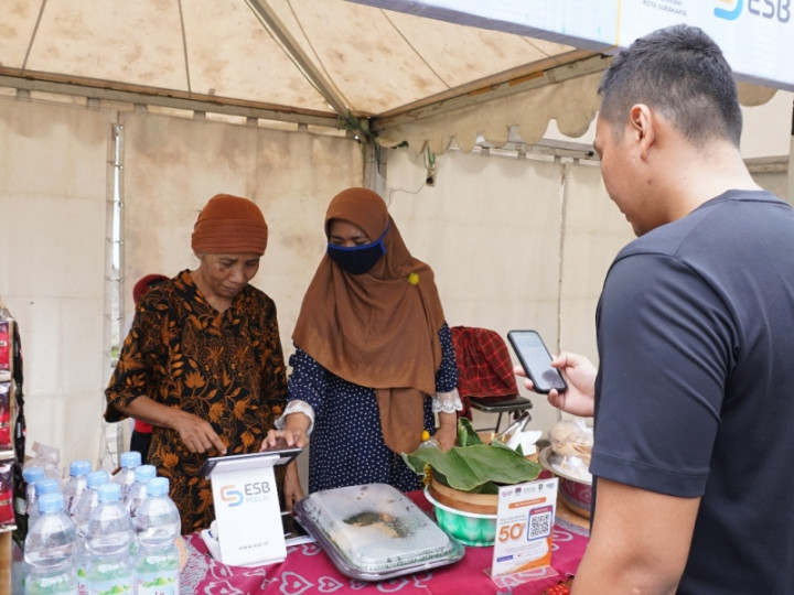 <i>Smart Food Court</i> Dorong Digitalisasi UMKM